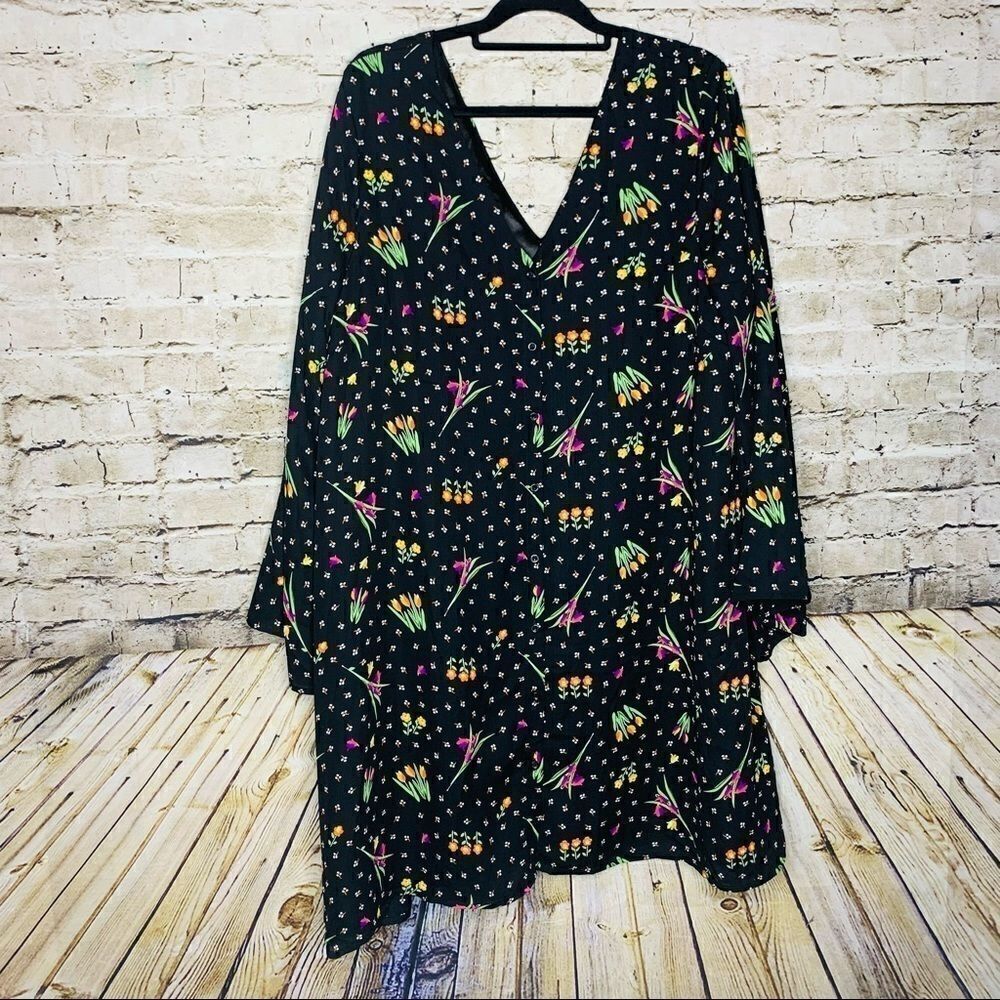 ASOS Alice & You V-Neck Black Floral Dress Plus 22